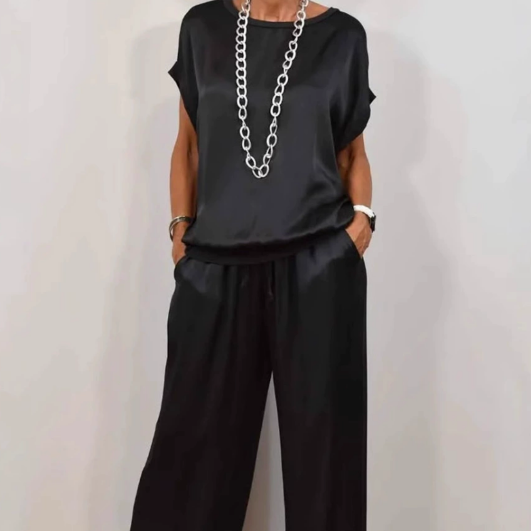 BEATRICE | ELEGANT TWO-PIECE SUIT