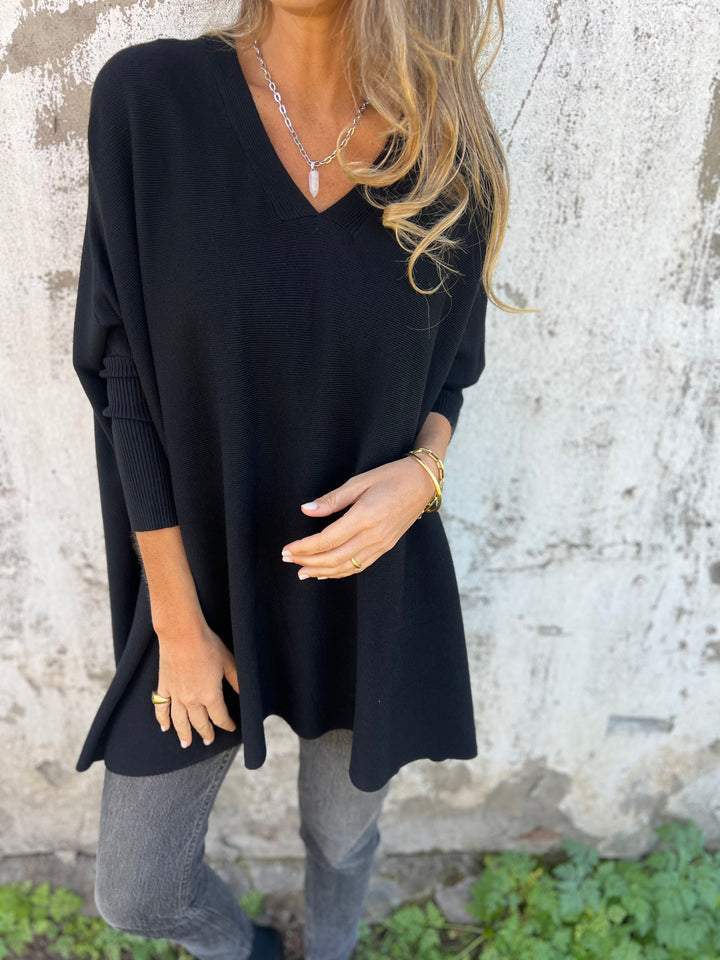 GERALDINE | COMFORTABLE SWEATER WITH V-NECK AND LONG SLEEVES