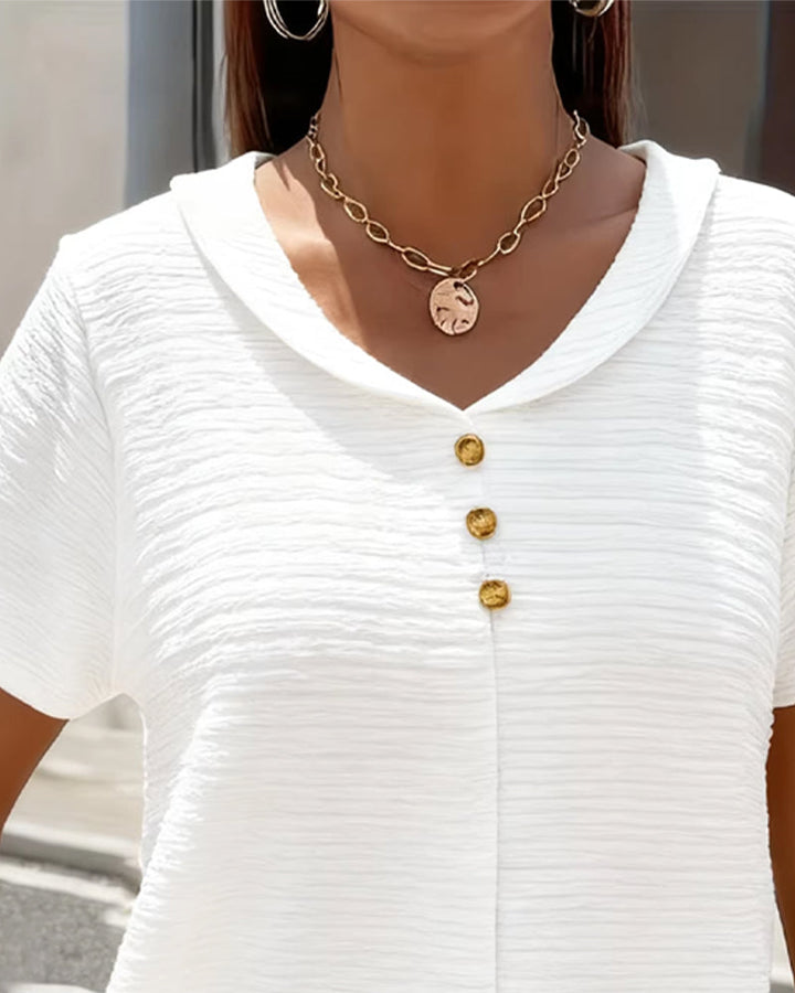 OLIVIA | PETER PAN COLLAR BUTTON T-SHIRT