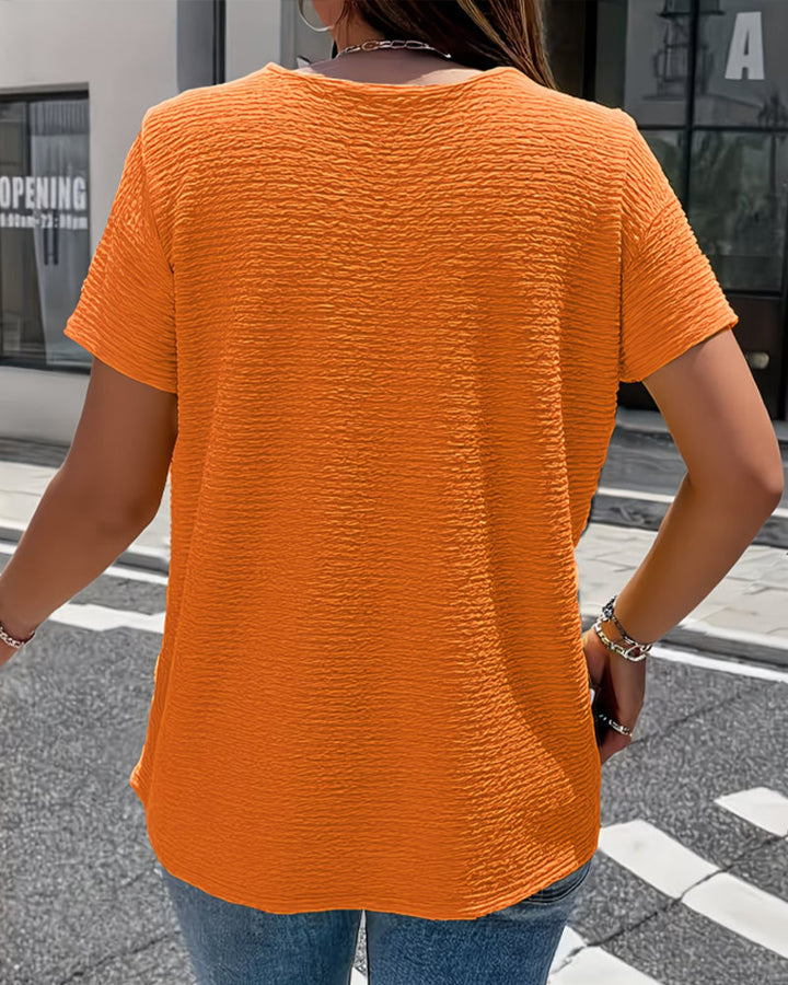 OLIVIA | PETER PAN COLLAR BUTTON T-SHIRT