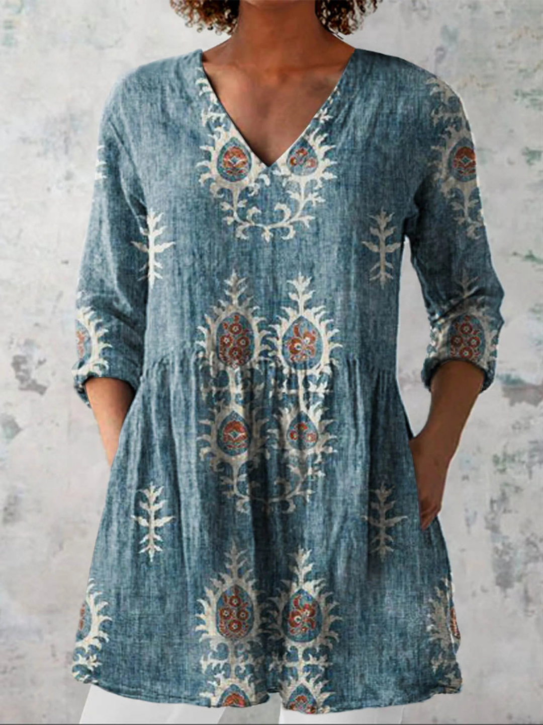 ELISE | LONG V-NECK BLOUSE