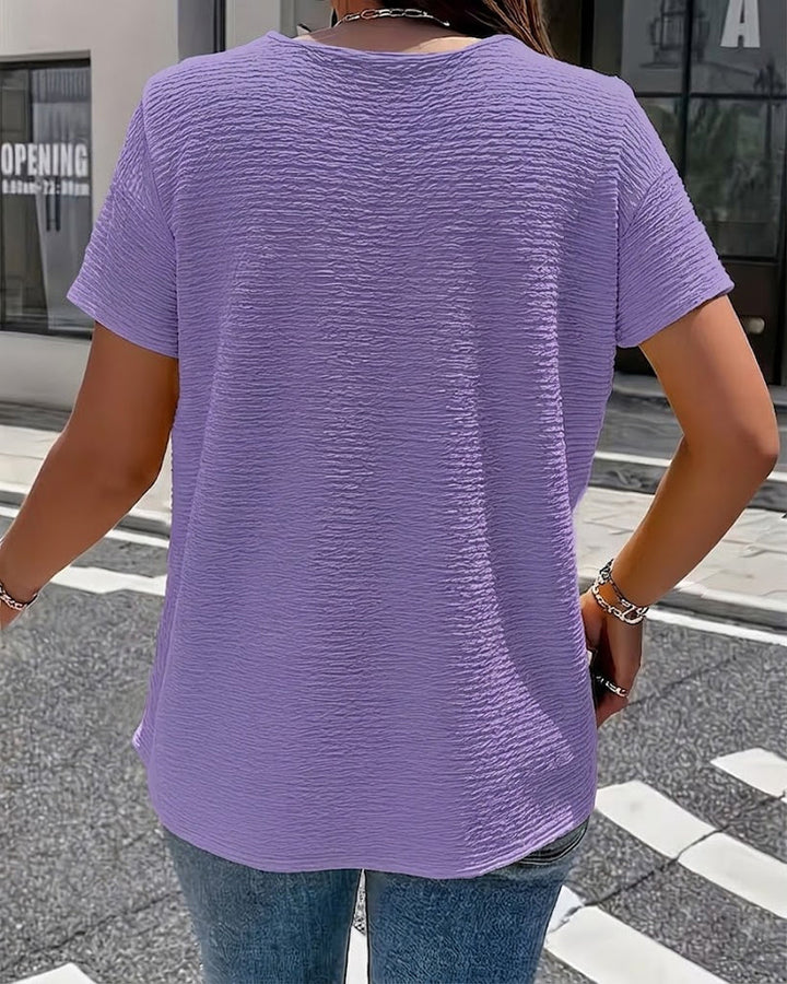 OLIVIA | PETER PAN COLLAR BUTTON T-SHIRT
