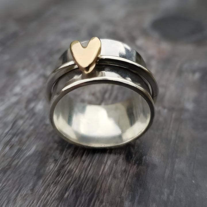 MIA | GOLDEN HEART SILVER RING