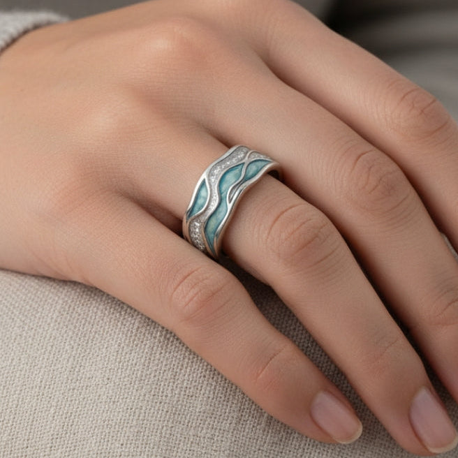 MADISON | ELEGANT TURQUOISE SILVER WAVES RING