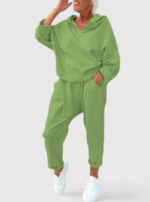SALLY | COMFORTABLE HOODED SWEATSHIRT SET