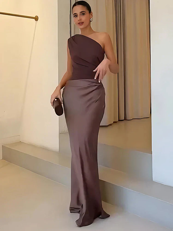LUNA | SATIN MAXI DRESS WITH SLIT