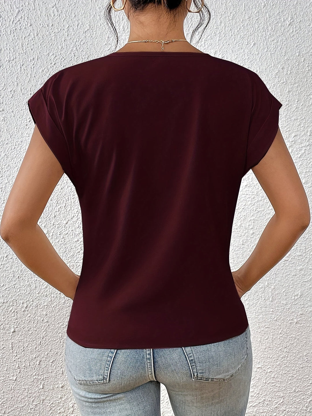 ALICE | FLOWING V-NECK BLOUSE