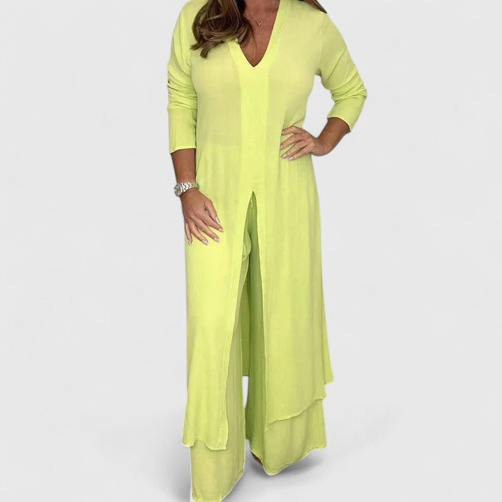 CARMELLA | COMFORTABLE TWO-PIECE SET
