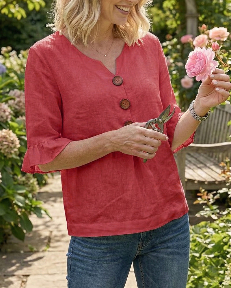 MADISON | V-NECK BLOUSE WITH WOODEN BUTTONS AND RUFFLE SLEEVES