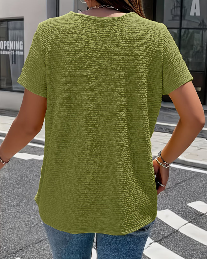 OLIVIA | PETER PAN COLLAR BUTTON T-SHIRT