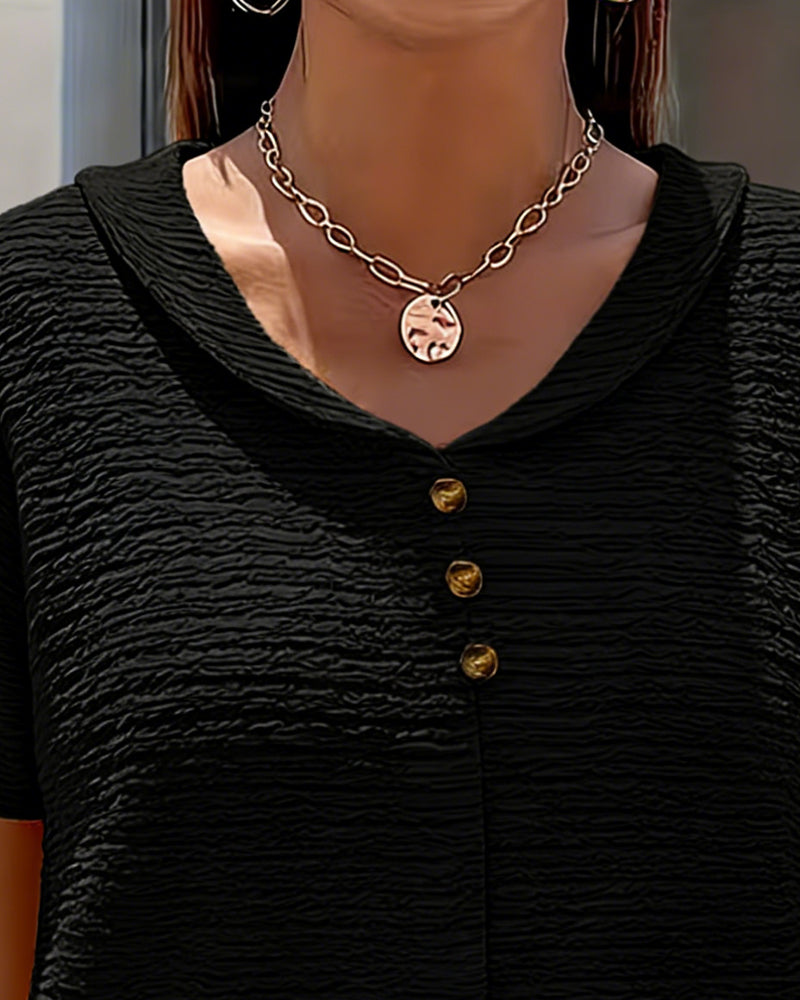 OLIVIA | PETER PAN COLLAR BUTTON T-SHIRT