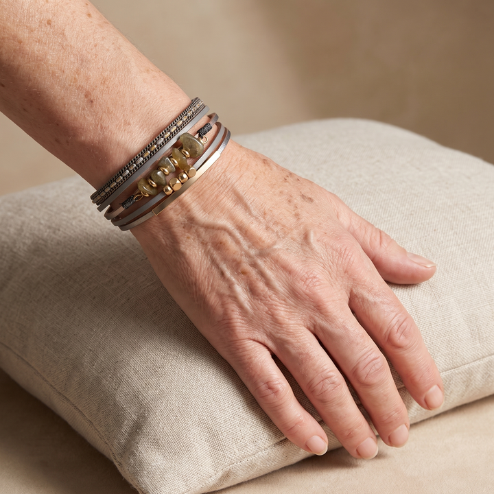 NORA | MOSS STONE CHIP LEATHER BRACELET