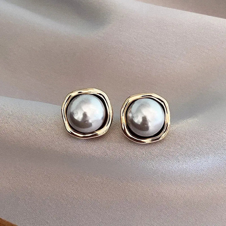 RAVENNA | LUXE GREY PEARL STUD EARRINGS