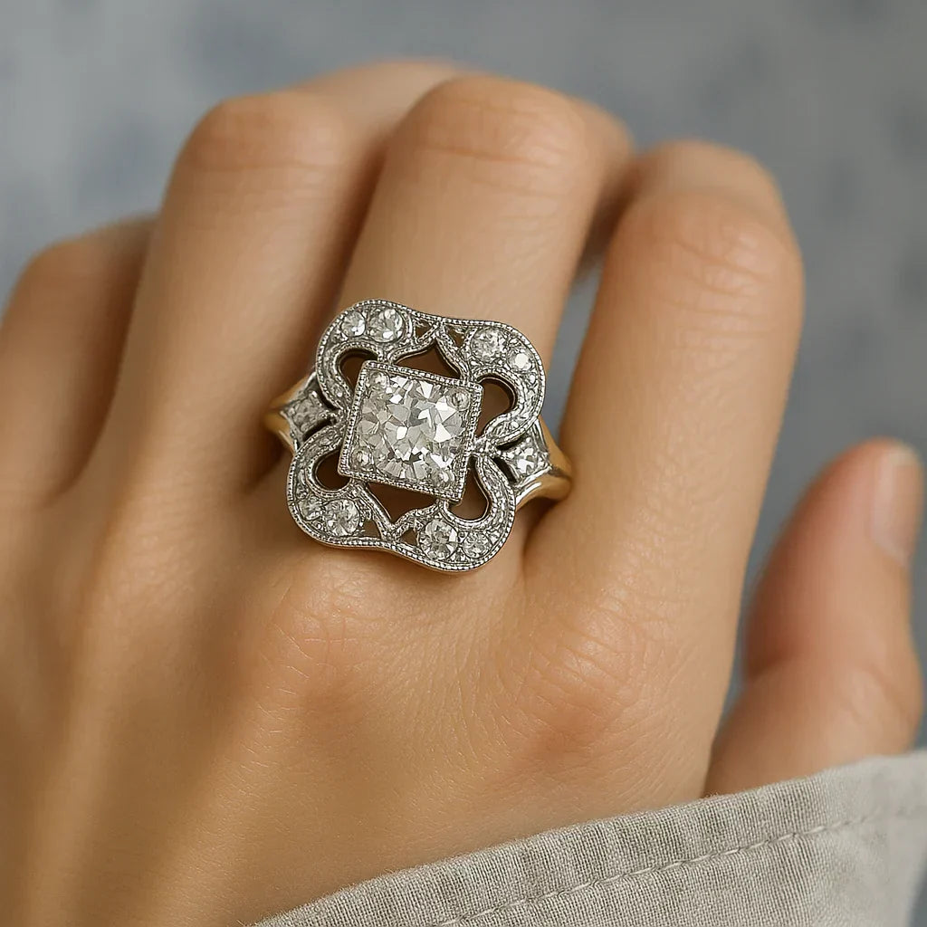 SOPHIA | VINTAGE ZIRCONIA GOLD RING