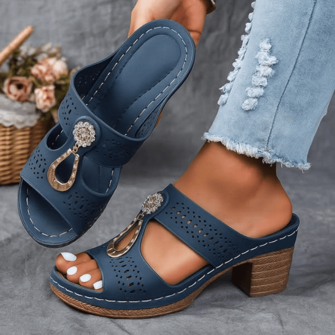 ROBERTA | CHIC AND COMFORTABLE ORTHOPEDIC SANDALS
