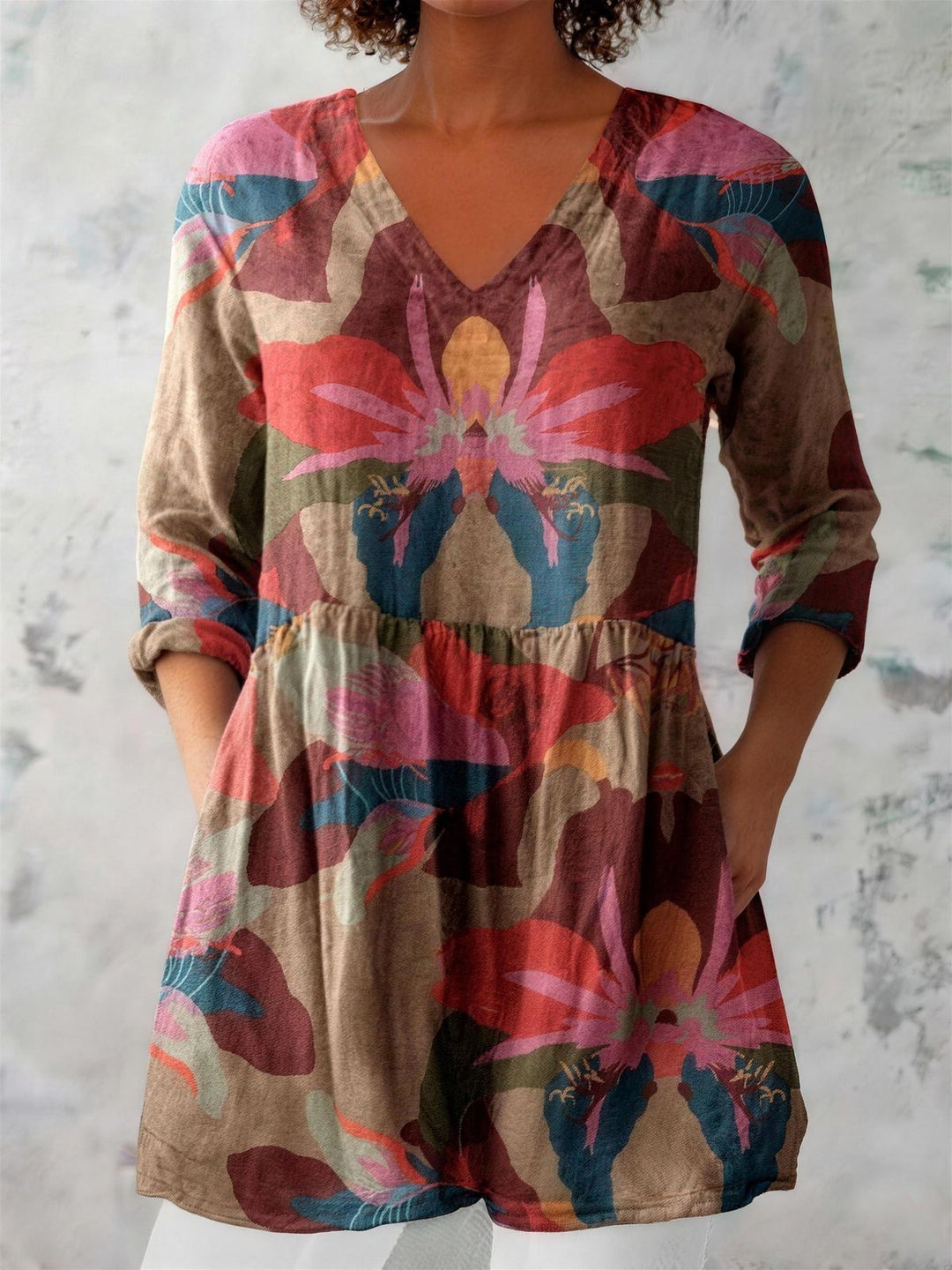 SARAH | LONG V-NECK BLOUSE